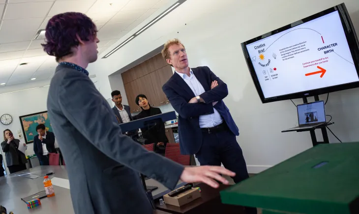 minister watching tech